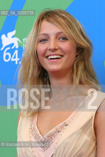 01_09_2007 - VENICE - 64TH FILM FESTIVAL - FILM LES AMOURS DASTREE ET CELADON THE ACTRESS STEPHANIE CRAYENCOUR ©Graziano Arici/Rosebud2