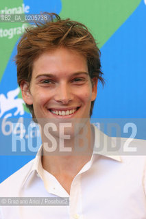 01_09_2007 - VENICE - 64TH FILM FESTIVAL - FILM LES AMOURS DASTREE ET CELADON THE ACTOR ANDY GILLET ©Graziano Arici/Rosebud2