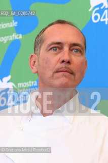 01_09_2007 - VENICE - 64TH FILM FESTIVAL - FILM LES AMOURS DASTREE ET CELADON THE ACTOR SERGE RENKO ©Graziano Arici/Rosebud2