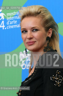 01_09_2007 - VENICE - 64TH FILM FESTIVAL - FILM ITS A FREE WORLD... THE ACTRESS KIERSTON WAREING ©Graziano Arici/Rosebud2