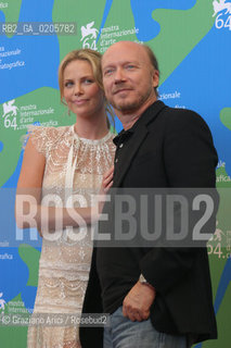 01_09_2007 - VENICE - 64TH FILM FESTIVAL - FILM IN THE VALLEY OF ELAH DIRECTOR, WRITER, PRODUCER PAUL HAGGIS, ACTRESS CHARLIZE THERON. ©Graziano Arici/Rosebud2