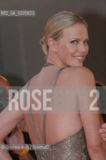 01_09_2007 - VENICE - 64TH FILM FESTIVAL - RED CARPET - FILM IN THE VALLEY OF ELAH THE ACTRESS CHARLIZE THERON ©Graziano Arici/Rosebud2