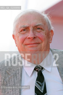 02_09_2007 - VENICE - 64TH FILM FESTIVAL - FILM LA FILLE COUPEE EN DEUX - THE DIRECTOR CLAUDE CHABROL ©Graziano Arici/Rosebud2