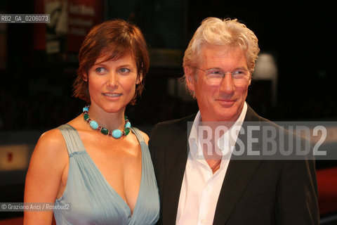 03_09_2007 - VENICE - 64TH FILM FESTIVAL - RED CARPET FILM THE HUNTING PARTY - ACTOR RICHARD GERE WITH HIS WIFE CAREY LOWELL ©Graziano Arici/Rosebud2