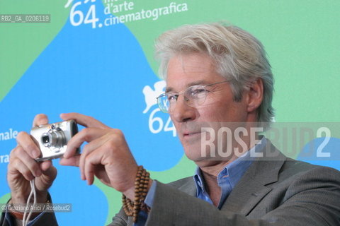04_09_2007 - VENICE - 64TH FILM FESTIVAL - FILM IM NOT THERE - THE ACTOR RICHARD GERE ©Graziano Arici/Rosebud2