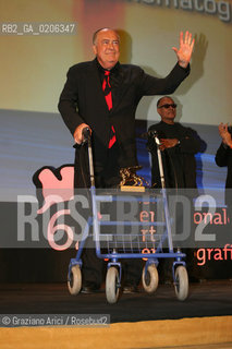 08_09_2007 - VENICE - 64TH FILM FESTIVAL - OFFICIAL AWARDS - GOLDEN LION FOR THE LIFE ACHIEVEMENT TO BERNARDO BERTOLUCCI ©Graziano Arici/Rosebud2 ©Graziano Arici/Rosebud2