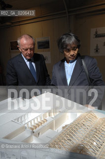 VENICE 20/09/07 - CERIMONY OF CONSIGNEMENT OF THE PUNTA DELLA DOGANA TO FRANCOIS PINAULT TO BUILD THE NEW ART CONTEMPORANY MUSEUM IN VENICE WITH THE ARCHITECT TADAO ANDO AND THE MAYOR MASSIMO CACCIARI ©Graziano Arici/Rosebud2 ARTE