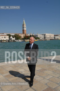 VENICE 20/09/07 - CERIMONY OF CONSIGNEMENT OF THE PUNTA DELLA DOGANA TO FRANCOIS PINAULT TO BUILD THE NEW ART CONTEMPORANY MUSEUM IN VENICE WITH THE ARCHITECT TADAO ANDO AND THE MAYOR MASSIMO CACCIARI ©Graziano Arici/Rosebud2 ARTE