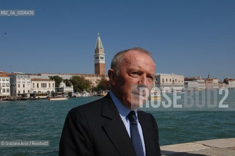 VENICE 20/09/07 - CERIMONY OF CONSIGNEMENT OF THE PUNTA DELLA DOGANA TO FRANCOIS PINAULT TO BUILD THE NEW ART CONTEMPORANY MUSEUM IN VENICE WITH THE ARCHITECT TADAO ANDO AND THE MAYOR MASSIMO CACCIARI ©Graziano Arici/Rosebud2 ARTE