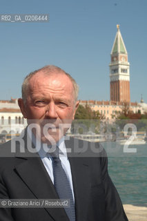 VENICE 20/09/07 - CERIMONY OF CONSIGNEMENT OF THE PUNTA DELLA DOGANA TO FRANCOIS PINAULT TO BUILD THE NEW ART CONTEMPORANY MUSEUM IN VENICE WITH THE ARCHITECT TADAO ANDO AND THE MAYOR MASSIMO CACCIARI ©Graziano Arici/Rosebud2 ARTE