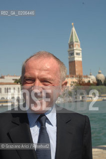 VENICE 20/09/07 - CERIMONY OF CONSIGNEMENT OF THE PUNTA DELLA DOGANA TO FRANCOIS PINAULT TO BUILD THE NEW ART CONTEMPORANY MUSEUM IN VENICE WITH THE ARCHITECT TADAO ANDO AND THE MAYOR MASSIMO CACCIARI ©Graziano Arici/Rosebud2 ARTE