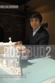 VENICE 20/09/07 - CERIMONY OF CONSIGNEMENT OF THE PUNTA DELLA DOGANA TO FRANCOIS PINAULT TO BUILD THE NEW ART CONTEMPORANY MUSEUM IN VENICE WITH THE ARCHITECT TADAO ANDO AND THE MAYOR MASSIMO CACCIARI ©Graziano Arici/Rosebud2 ARTE