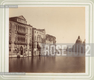 -VENEZIA, SENZA INDICAZIONE DAUORE, CANAL GRANDE DALLACCADEMIA VERSO PALAZZO FRANCHETTI E  LA SALUTE , ANTE 1878. STAMPA ALLALBUMINA  INCOLLATA SU CARTONE, CM 26X21 CONTENUTE ALLINTERNO DELLALBUM RICORDO DI VENEZIA. ©ARCHIVIO Graziano Arici/Rosebud2   FOTOANTICHE.-VENICE, NO AUTHORS INDICATION, CANAL GRANDE DALLACCADEMIA VERSO PALAZZO FRANCHETTI E  LA SALUTE, ANTE 1878. ALBUMEN PHOTOGRAPH  MOUNTED ON CARDBOARD, CM 26X21 ©Graziano Arici/Rosebud2 