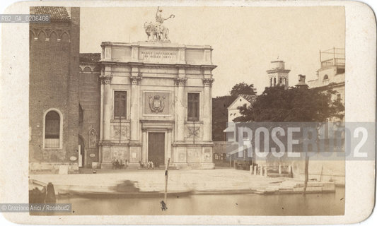 -VENEZIA, SENZA INDICAZIONE DAUTORE, ACCADEMIA DI BELLE ARTI, SENZA DATA. STAMPA ALLALBUMINA INCOLLATA SU CARTONE, CARTE DE VISITE, CM 6,2X10,3  ©ARCHIVIO Graziano Arici/Rosebud2   FOTOANTICHE.-VENICE, SENZA INDICAZIONE DAUTORE, ACCADEMIA DI BELLE ARTI, UNDATED. ALBUMEN PHOTOGRAPH MOUNTED ON CARDBOARD, CARTE DE VISITE CM 6,2X10,3 ©Graziano Arici / rosebud2 .