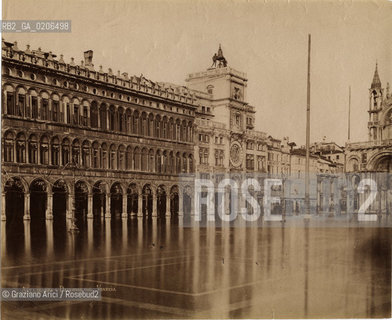 -VENEZIA, SENZA INDICAZIONE DAUTORE, ALTA MAREA, 4 DICEMBRE 1882. STAMPA ALLALBUMINA, CM 23,8X19,4 ©ARCHIVIO Graziano Arici/Rosebud2  FOTOANTICHE.-VENICE, NO AUTHORS INDICATION, ALTA MAREA, 4 DECEMBER 1882.. ALBUMEN PHOTOGRAPH MOUNTED ON CARDBOARD, CM 23,8X19,4 ©Graziano Arici/Rosebud2 