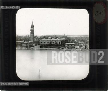 -VENEZIA, T.H. McALLISTER-NEW YORK, PANORAMA OF VENICE, SENZA DATA. LASTRA IN VETRO PER LANTERNA MAGICA 10X8,4 ©ARCHIVIO Graziano Arici/Rosebud2    FOTOANTICHE.-VENICE, T.H. McALLISTER-NEW YORK, PANORAMA OF VENICE, UNDATED. GLASS SLIDE FOR MAGIC LANTERN, CM 10X8,4 ©Graziano Arici/Rosebud2 