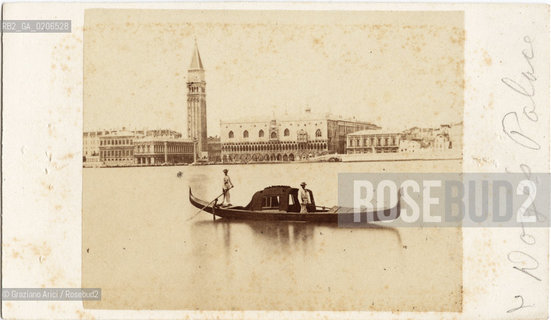 -VENEZIA, CARLO NAYA, BACINO S .MARCO, ANTE 1873. STAMPA ALLALBUMINA INCOLLATA SU CARTONE, CARTE DE VISITE, CM 6,1X10,5  ©ARCHIVIO Graziano Arici/Rosebud2   GONDOLA FOTOANTICHE.-VENICE, CARLO NAYA, BACINO S .MARCO, ANTE 1873. ALBUMEN PHOTOGRAPH MOUNTED ON CARDBOARD, CARTE DE VISITE CM 6,1X10,5 ©Graziano Arici/Rosebud2 