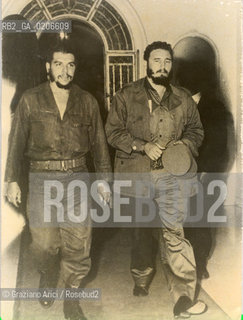 ERNESTO CHE GUEVARA CON FIDEL CASTRO ALLAVANA, CUBA, NEL 1959 ARCHIVIO Graziano Arici/Rosebud2 POLITICA.La cessione dei diritti di questa immagine si intende per quanto di nostra competenza. Non comprende invece le eventuali spese  relative a diritti che potranno essere richiesti dagli Enti o persone fisiche cui appartengono eventualmente i soggetti  ripresi. Tali costi, ove necessari, e lÕespletamento di qualsivoglia pratica di richiesta di concessione del permesso di pubblicazione sono esclusivamente a carico e a cura del soggetto acquirente di questa immagine.