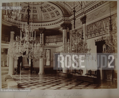 -VENEZIA, SENZA INDICAZIONE DAUTORE, INTERIOR OF THE KINGS PALACE, SENZA DATA. STAMPA ALLALBUMINA INCOLLATA SU CARTONE, CM 35,6X27 ©ARCHIVIO Graziano Arici/Rosebud2  SALA INTERNA DI PALAZZO REALE, MUSEO CORRER, FOTOANTICHE.-VENICE, NO AUTHORS INDICATION, INTERIOR OF THE KINGS PALACE, UNDATED. ALBUMEN PHOTOGRAPH MOUNTED ON CARDBOARD, CM 35,6X27 ©Graziano Arici / rosebud2