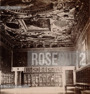 -VENEZIA, STROHMEYER & CO 565 THIRD ST. MILWAUKEE, SALA INTERNA DI PALAZZO DUCALE, SENZA DATA. POSITIVO ALLALBUMINA MONTATO SU CARTONE, FOTOGRAFIA STEREOSCOPICA, CM 17,8X8,7  ©ARCHIVIO Graziano Arici/Rosebud2   FOTOANTICHE.-VENICE,STROHMEYER & CO 565 THIRD ST. MILWAUKEE, ALA INTERNA DI PALAZZO DUCALE, UNDATED. ALBUMEN POSITIVE MOUNTED ON CARDBOARD, STEREOSCOPICAL PHOTOGRAPH CM 17,8X8,7 ©Graziano Arici / rosebud2