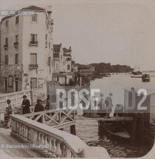 -VENEZIA, SENZA INDICAZIONE DAUTORE, FINE DI VIA GARIBALDI A CASTELLO, POST 1881. POSITIVO ALLALBUMINA MONTATO SU CARTONE, FOTOGRAFIA STEREOSCOPICA, CM 17,8X8,8  ©ARCHIVIO Graziano Arici/Rosebud2  IMBARCADERO, PERSONA, FOTOANTICHE.-VENICE, NO AUTHORS INDICATION, FINE DI VIA GARIBALDI A CASTELLO, POST 1881. ALBUMEN POSITIVE MOUNTED ON CARDBOARD, STEREOSCOPICAL PHOTOGRAPH CM 17,8X8,8 ©Graziano Arici / rosebud2