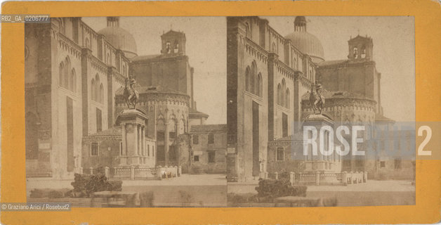-VENEZIA, SENZA INDICAZIONE DAUTORE, STATUA DI BARTOLOMEO COLLEONI, SENZA DATA. POSITIVO ALLALBUMINA MONTATO SU CARTONE, FOTOGRAFIA STEREOSCOPICA, CM 17,2X8,6  ©ARCHIVIO Graziano Arici/Rosebud2  CAMPO S. GIOVANNI E PAOLO, OSPEDALE FOTOANTICHE.-VENICE, NO AUTHORS INDICATION, STATUA DI BARTOLOMEO COLLEONI, UNDATED. ALBUMEN POSITIVE MOUNTED ON CARDBOARD, STEREOSCOPICAL PHOTOGRAPH CM 17,2X8,6 ©Graziano Arici / rosebud2 .