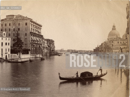 -VENEZIA, SENZA INDICAZIONE DAUTORE, CANAL GRANDE, SENZA DATA. STAMPA ALLALBUMINA INCOLLATA SU CARTONE, CM 7X7,9  ©ARCHIVIO Graziano Arici/Rosebud2  PALAZZO CORNER  FOTOANTICHE.-VENICE, NO AUTHOR S INDICATION, CANAL GRANDE, UNDATED. ALBUMEN PHOTOGRAPH MOUNTED ON CARDBOARD, CM 7X7,9 ©Graziano Arici/Rosebud2 
