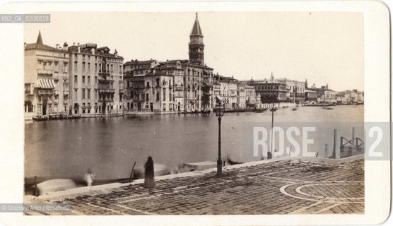 -VENEZIA, CARLO PONTI, PANORAMA DALLA CHIESA DELLA SALUTE, 1870 C.A. STAMPA ALLALBUMINA INCOLLATA SU CARTONE, CARTE DE VISITE, CM 6X10,5  ©ARCHIVIO Graziano Arici/Rosebud2   FOTOANTICHE.-VENICE, CARLO PONTI, PANORAMA DALLA CHIESA DELLA SALUTE, 1870 C.A. ALBUMEN PHOTOGRAPH MOUNTED ON CARDBOARD, CARTE DE VISITE CM 6X10,5 ©Graziano Arici/Rosebud2 