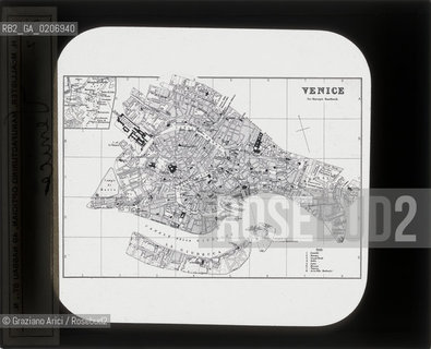 -VENEZIA, T.H. McALLISTER-NEW YORK, PIANTA DI VENEZIA, SENZA DATA. LASTRA IN VETRO PER LANTERNA MAGICA CONTENUTE DENTRO LA LORO ORIGINALE CUSTODIA 10,2X8,2 ©ARCHIVIO Graziano Arici/Rosebud2    FOTOANTICHE.-VENICE, T.H. McALLISTER-NEW YORK, PIANTA DI VENEZIA, UNDATED. GLASS SLIDE FOR MAGIC LANTERN IN THEIR WOODEN ORIGINAL BOX, CM 10,2X8,2 ©Graziano Arici/Rosebud2 