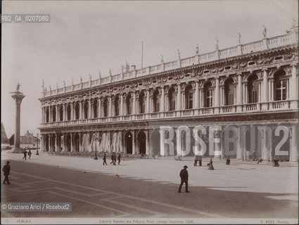 -VENEZIA, CARLO NAYA, LIBRERIA VECCHIA ORA PALAZZO REALE, SENZA DATA. STAMPA ALLALBUMINA, CM 24,9X18,3 ©ARCHIVIO Graziano Arici/Rosebud2  FOTOANTICHE.-VENICE, NO AUTHORS INDICATION, CARLO NAYA, LIBRERIA VECCHIA ORA PALAZZO REALE, UNDATED. ALBUMEN PHOTOGRAPH MOUNTED ON CARDBOARD, CM 24,9X18,3 ©Graziano Arici/Rosebud2 
