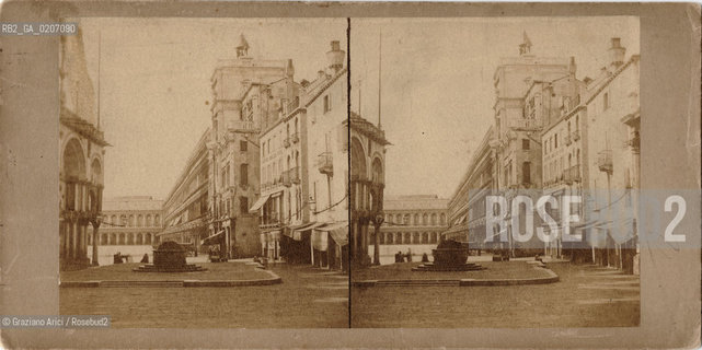 -VENEZIA, SENZA INDICAZIONE DAUTORE, PIAZZETTA DEI LEONCINI, SENZA DATA. POSITIVO ALLALBUMINA MONTATO SU CARTONE, FOTOGRAFIA STEREOSCOPICA, CM 17X8,4  ©ARCHIVIO Graziano Arici/Rosebud2  FOTOANTICHE.-VENICE, NO AUTHORS INDICATION, PIAZZETTA DEI LEONCINI, UNDATED. ALBUMEN POSITIVE MOUNTED ON CARDBOARD, STEREOSCOPICAL PHOTOGRAPH CM 17X8,4 ©Graziano Arici / rosebud2