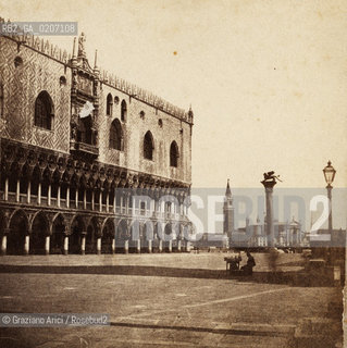 -VENEZIA, SENZA INDICAZIONE DAUTORE, PALAZZO DUCALE, ANTE 1866. POSITIVO ALLALBUMINA MONTATO SU CARTONE, FOTOGRAFIA STEREOSCOPICA, CM 17,4X8,6  ©ARCHIVIO Graziano Arici/Rosebud2  PIAZZETTA S. MARCO E ISOLA DI S. GIORGIO, FOTOANTICHE.-VENICE, NO AUTHORS INDICATION, PALAZZO DUCALE, ANTE 1866. ALBUMEN POSITIVE MOUNTED ON CARDBOARD, STEREOSCOPICAL PHOTOGRAPH CM 17,4X8,6 ©Graziano Arici / rosebud2 .