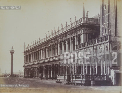 -VENEZIA, CARLO NAYA  RIVA DEGLI SCHIAVONI 4206, LOGGETTA E ANTICA BIBLIOTECA DI S. MARCO. ANTE 1873. STAMPA ALLALBUMINA  INCOLLATA SU CARTONE, CM 35,4X27 ©ARCHIVIO Graziano Arici/Rosebud2  PALAZZO REALE FOTOANTICHE.-VENICE, CARLO NAYA RIVA DEGLI SCHIAVONI 4206, LOGGETTA E ANTICA BIBLIOTECA DI S. MARCO, ANTE 1873. ALBUMEN PHOTOGRAPH  MOUNTED ON CARDBOARD, CM 35,4X27 ©Graziano Arici / rosebud2