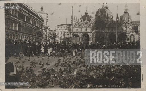 -VENEZIA, EDIZIONI BROCCA, BASILICA DI S. MARCO, SENZA DATA. CARTOLINA POSTALE, CM 14X8,6 ©ARCHIVIO Graziano Arici/Rosebud2  PICCIONI  FOTOANTICHE.-VENICE, EDIZIONI BROCCA, BASILICA DI S. MARCO, UNDATED. POSTCARD, CM 14X8,6 ©Graziano Arici / rosebud2