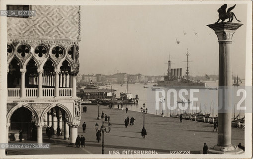-VENEZIA, SENZA INDICAZIONE DAUTORE, MOLO DI S. MARCO,1910 C.A. CARTOLINA POSTALE, CM 13,8X8,7 ©ARCHIVIO Graziano Arici/Rosebud2  NAVE AMERICANA USS PITTSBURGH FOTOANTICHE.-VENICE, NO AUTHORS INDICATION, MOLO , UNDATED. POSTCARD, CM 13,8X8,7 ©Graziano Arici/Rosebud2 
