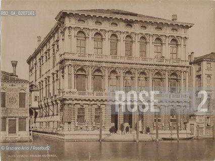 -VENEZIA, SENZA INDICAZIONE DAUTORE, PALAZZO REZZONICO, SENZA DATA. STAMPA ALLALBUMINA, CM 25,3X19  ©ARCHIVIO Graziano Arici/Rosebud2   FOTOANTICHE.-VENICE, NO AUTHORS INDICATION, PALAZZO REZZONICO, UNDATED. ALBUMEN PHOTOGRAPH, CM 25,3X19 ©Graziano Arici/Rosebud2 
