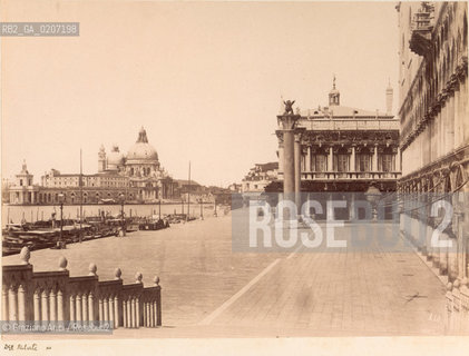-VENEZIA, CARLO NAYA ?, VEDUTA DAL PONTE DELLA PAGLIA, SENZA DATA. STAMPA ALLALBUMINA INCOLLATA SU CARTONE, CM 22,5X16,6 ©ARCHIVIO Graziano Arici/Rosebud2  FOTOANTICHE.-VENICE, CARLO NAYA ?, VIEW FROM PONTE DELLA PAGLIA, UNDATED. ALBUMEN PHOTOGRAPH MOUNTED ON CARDBOARD, CM 22,5X16,6 ©Graziano Arici / rosebud2