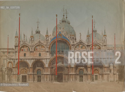 -VENEZIA, SENZA INDICAZIONE DAUTORE, BASILICA DI S.MARCO, SENZA DATA. STAMPA ALLALBUMINA COLORATA A MANO, CM 25,8X19 ©ARCHIVIO Graziano Arici/Rosebud2  FOTOANTICHE.-VENICE, NO AUTHORS INDICATION, BASILICA DI S.MARCO, UNDATED. ALBUMEN PHOTOGRAPH HAND COLORED, CM 25,8X19 ©Graziano Arici/Rosebud2 