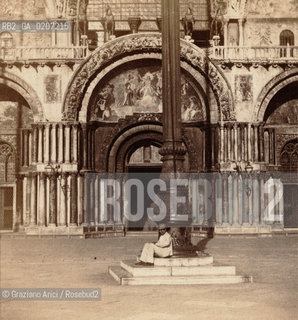 -VENEZIA, SENZA INDICAZIONE DAUTORE, PORTA PRINCIPALE DELLA BASILICA DI S. MARCO, SENZA DATA. POSITIVO ALLALBUMINA MONTATO SU CARTONE, FOTOGRAFIA STEREOSCOPICA, CM 16,7X8,4  ©ARCHIVIO Graziano Arici/Rosebud2   FOTOANTICHE.-VENICE, NO AUTHORS INDICATION, PORTA PRINCIPALE DELLA BASILICA DI S. MARCO, UNDATED. ALBUMEN POSITIVE MOUNTED ON CARDBOARD, STEREOSCOPICAL PHOTOGRAPH CM 16,7X8,4 ©Graziano Arici / rosebud2