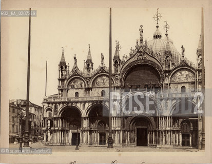 -VENEZIA, SENZA INDICAZIONE DAUTORE, CHIESA DI S.MARCO, ANTE 1973. STAMPA ALLALBUMINA INCOLLATA SU CARTONE, CM 24X18,1 ©ARCHIVIO Graziano Arici/Rosebud2  FOTOANTICHE.-VENICE, NO AUTHORS INDICATION, CHIESA DI S.MARCO, ANTE 1973. ALBUMEN PHOTOGRAPH MOUNTED ON CARDBOARD, CM 24X18,1 ©Graziano Arici/Rosebud2 ..