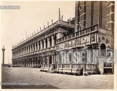 -VENEZIA, SENZA INDICAZIONE DAUTORE, PALAZZO REALE E LOGGETTA, ANTE 1865. STAMPA ALLALBUMINA INCOLLATA SU CARTONE, CM 20,7X16 ©ARCHIVIO Graziano Arici/Rosebud2  ANTICA BIBLIOTECA FOTOANTICHE.-VENICE, NO AUTHORS INDICATION, PALAZZO REALE E LOGGETTA, ANTE 1865. ALBUMEN PHOTOGRAPH MOUNTED ON CARDBOARD, CM 20,7X16 ©Graziano Arici/Rosebud2 