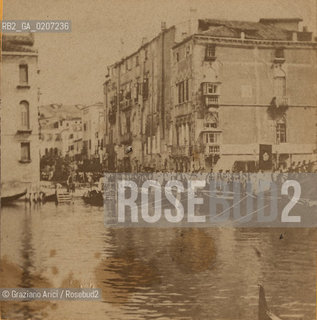 -VENEZIA, SENZA INDICAZIONE DAUTORE, PROCESSIONE PER LA FESTA DELLA SALUTE DAL PONTE VOTIVO, SENZA DATA. POSITIVO ALLALBUMINA MONTATO SU CARTONE, FOTOGRAFIA STEREOSCOPICA, CM 17,5X8,2  ©ARCHIVIO Graziano Arici/Rosebud2   BARCA FOTOANTICHE.-VENICE, NO AUTHORS INDICATION, PROCESSIONE PER LA FESTA DELLA SALUTE DAL PONTE VOTIVO, UNDATED. ALBUMEN POSITIVE MOUNTED ON CARDBOARD, STEREOSCOPICAL PHOTOGRAPH CM 17,5X8,2 ©Graziano Arici / rosebud2