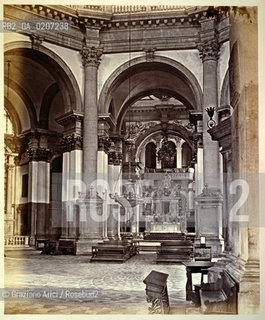 -VENEZIA, SENZA INDICAZIONE DAUTORE, INTERNO DELLA CHIESA DELLA SALUTE, SENZA DATA. STAMPA ALLALBUMINA INCOLLATA SU CARTONE, CM 26,5X32 ©ARCHIVIO Graziano Arici/Rosebud2   FOTOANTICHE.-VENICE, NO AUTHORS INDICATION, INTERNO DELLA CHIESA DELLA SALUTE, UNDATED. ALBUMEN PHOTOGRAPH  MOUNTED ON CARDBOARD, CM 26,5X32 ©Graziano Arici/Rosebud2 