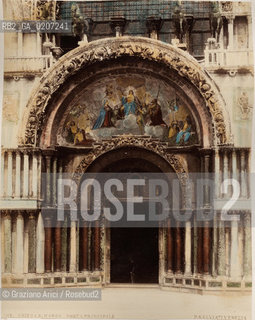-VENEZIA, PAOLO SALVIATI, PORTA PRINCIPALE DELLA BASILICA DI S. MARCO, SENZA DATA. STAMPA ALLALBUMINA COLORATA A MANO INCOLLATA SU CARTONE, CM 24,5X19,5 CONTENUTE ALLINTERNO DELLALBUM H.F.M.H FROM T.H.H.-IN REMEBRANCE OF A PLEASANT TOUR SEPTEMBER 22nd NOVEMBER15th 1888 DUBLINO. ©ARCHIVIO Graziano Arici/Rosebud2   FOTOANTICHE.-VENICE, PAOLO SALVIATI, PORTA PRINCIPALE DELLA BASILICA DI S. MARCO, UNDATED. ALBUMEN PHOTOGRAPH HAND COLOURED MOUNTED ON CARDBOARD, CM 24,5X19,5 ©Graziano Arici/Rosebud2 