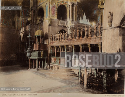 -VENEZIA, PAOLO SALVIATI, INTERNO DI S. MARCO, SENZA DATA. STAMPA ALLALBUMINA COLORATA A MANO INCOLLATA SU CARTONE, CM 24X19,2 CONTENUTE ALLINTERNO DELLALBUM H.F.M.H FROM T.H.H.-IN REMEBRANCE OF A PLEASANT TOUR SEPTEMBER 22nd NOVEMBER15th 1888 DUBLINO. ©ARCHIVIO Graziano Arici/Rosebud2   FOTOANTICHE.-VENICE, PAOLO SALVIATI, INTERNO DI S. MARCO, UNDATED. ALBUMEN PHOTOGRAPH HAND COLOURED MOUNTED ON CARDBOARD, CM 24X19,2 ©Graziano Arici/Rosebud2 