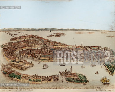 -VENEZIA, PAOLO SALVIATI, MAPPA DI VENEZIA A VOLO DUCCELLO, SENZA DATA. STAMPA ALLALBUMINA COLORATA A MANO INCOLLATA SU CARTONE, CM 24,5X19,5 CONTENUTE ALLINTERNO DELLALBUM H.F.M.H FROM T.H.H.-IN REMEBRANCE OF A PLEASANT TOUR SEPTEMBER 22nd NOVEMBER15th 1888 DUBLINO. ©ARCHIVIO Graziano Arici/Rosebud2   FOTOANTICHE.-VENICE, PAOLO SALVIATI, MAPPA DI VENEZIA A VOLO DUCCELLO, UNDATED. ALBUMEN PHOTOGRAPH HAND COLOURED MOUNTED ON CARDBOARD, CM 24,5X19,5 ©Graziano Arici/Rosebud2 