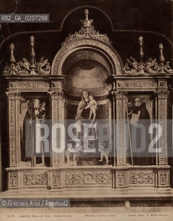 -VENEZIA, CARLO NAYA, QUADRO MADONNA, BAMBINO E SANTI DI GIOVANNI BELLINI , CANAL GRANDE DALLACCADEMIA, SENZA DATA. STAMPA ALLALBUMINA INCOLLATA SU CARTONE, CM 25,8X20,5 CONTENUTE ALLINTERNO DELLALBUM H.F.M.H FROM T.H.H.-IN REMEBRANCE OF A PLEASANT TOUR SEPTEMBER 22nd NOVEMBER15th 1888 DUBLINO. ©ARCHIVIO Graziano Arici/Rosebud2   FOTOANTICHE.-VENICE, CARLO NAYA, QUADRO MADONNA, BAMBINO E SANTI DI GIOVANNI BELLINI, UNDATED. ALBUMEN PHOTOGRAPH  MOUNTED ON CARDBOARD, CM 25,8X20,5 ©Graziano Arici/Rosebud2 