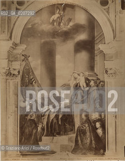 -VENEZIA, CARLO NAYA, QUADRO MADONNA, BAMBINO E SANTI DI TIZIANO VECELLIO, CANAL GRANDE DALLACCADEMIA, SENZA DATA. STAMPA ALLALBUMINA INCOLLATA SU CARTONE, CM 20,5X26 CONTENUTE ALLINTERNO DELLALBUM H.F.M.H FROM T.H.H.-IN REMEBRANCE OF A PLEASANT TOUR SEPTEMBER 22nd NOVEMBER15th 1888 DUBLINO. ©ARCHIVIO Graziano Arici/Rosebud2   FOTOANTICHE.-VENICE, CARLO NAYA, QUADRO MADONNA, BAMBINO E SANTI DI TIZIANO VECELLIO, UNDATED. ALBUMEN PHOTOGRAPH  MOUNTED ON CARDBOARD, CM 20,5X26 ©Graziano Arici/Rosebud2 