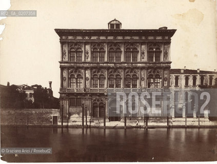 -VENEZIA, SENZA INDICAZIONE DAUTORE, PALAZZO VENDRAMIN-CALERGI, 1860 C.A. STAMPA ALLALBUMINA INCOLLATA SU CARTONE, CM 26,2X19,7 ©ARCHIVIO Graziano Arici/Rosebud2  FOTOANTICHE.-VENICE, NO AUTHORS INDICATION, PALAZZO VENDRAMIN-CALERGI, 1860 C.A. ALBUMEN PHOTOGRAPH MOUNTED ON CARDBOARD, CM 26,2X19,7 ©Graziano Arici/Rosebud2 