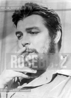 CUBA, HAVANA  1960, THE COMANDENTE ERNESTO CHE GUEVARA - ARCHIVIO Graziano Arici/Rosebud2  POLITICA.La cessione dei diritti si intende per quanto di nostra competenza; non comprende invece le eventuali spese relative a diritti che potranno essere richiesti dagli Enti o Persone a cui appartengono le opere riprese. Tali costi, ove neccessari, e l’espletamento di qualsivoglia pratica di richiesta di permessi e autorizzazioni sono esclusivamente  a  carico del committente
